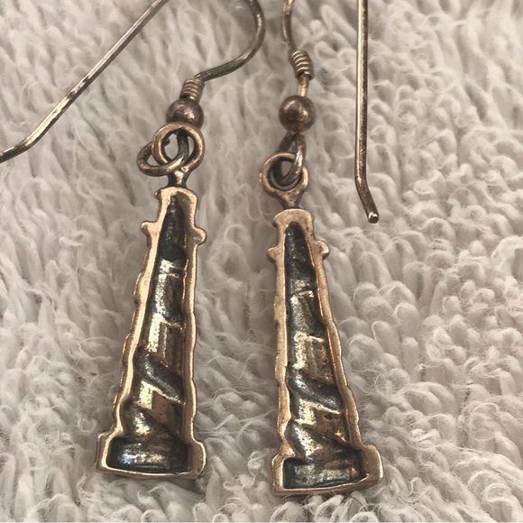 Pierced Earrings Lighthouse Light House Gold-tone Striped J Hook Beach Themed - Picture 6 of 7